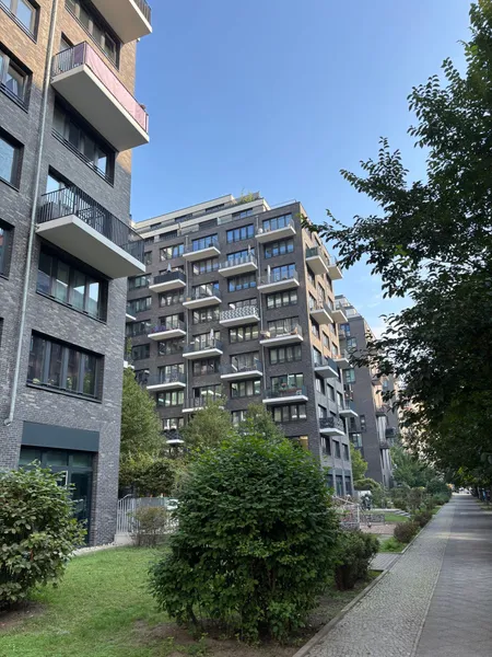 City-Apartment mit Balkon und EBK nahe Alexanderplatz — photo 1